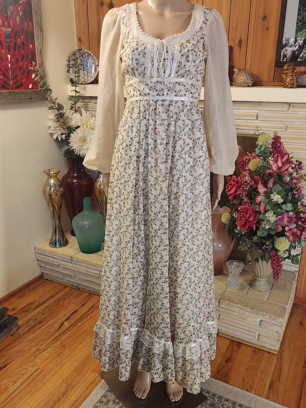 Vintage 1970s Gunne Sax Floral Corset Maxi Dress - Picture 2 of 13
